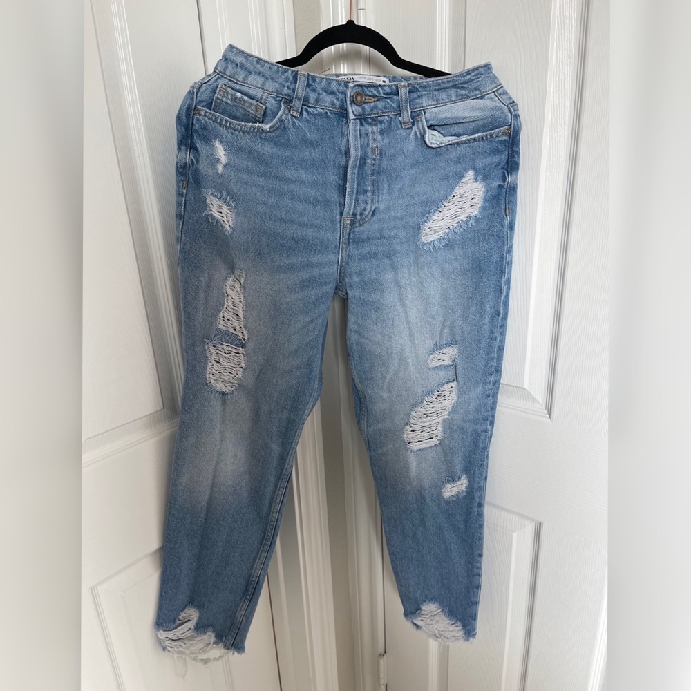 Zara Mom fit jeans size 6